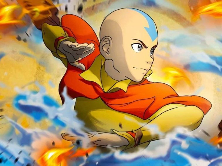 personaggio bambino disegnato pelato con freccia blu in testa, vestito con abito giallo e mantello arancione avvolto dal fumo