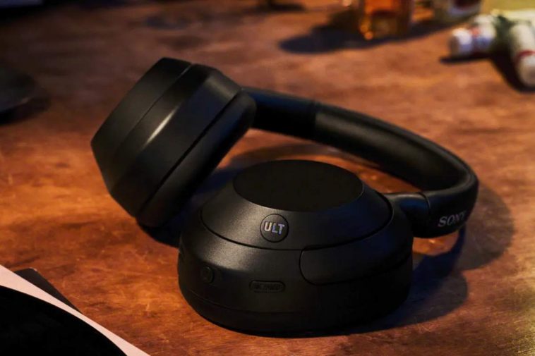 cuffie sony ult wear nere