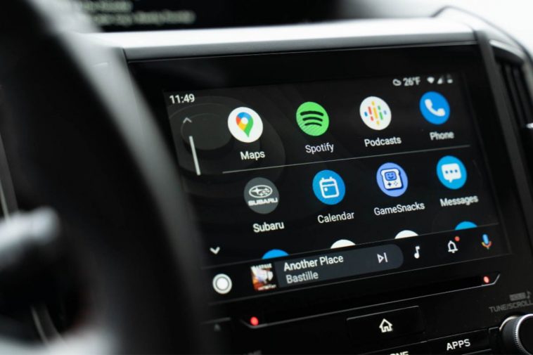 Android Auto in un abitacolo di un'auto