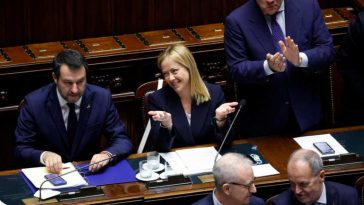 Meloni in Senato con Salvini e Tajani