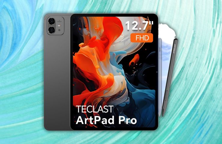 teclast art pad pro su sfondo azzurrino