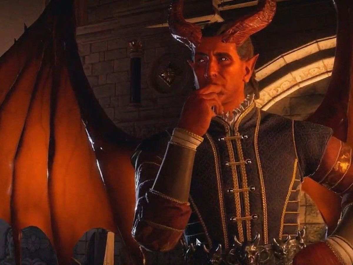 raphael personaggio demone con corna e abiti eleganti