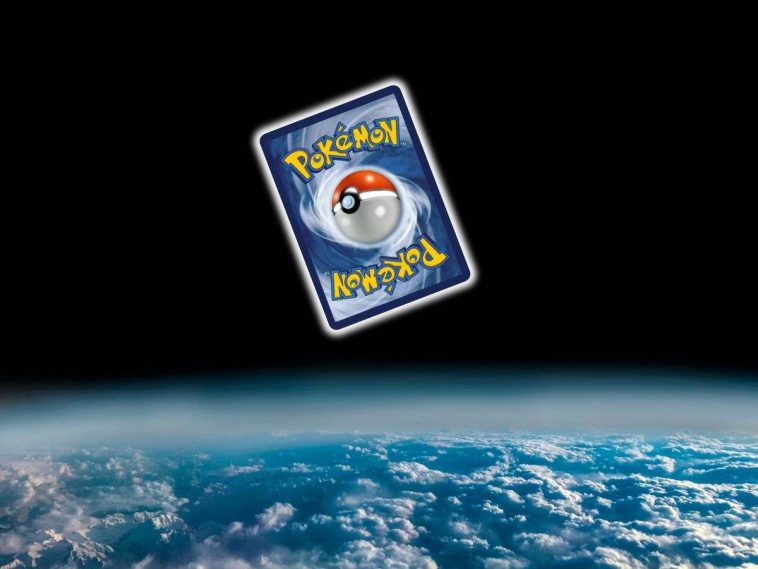 carta pokemon nello spazio orbita della Terra