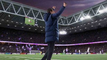 key art di football manager 26 con allenatore che esulta nello stadio