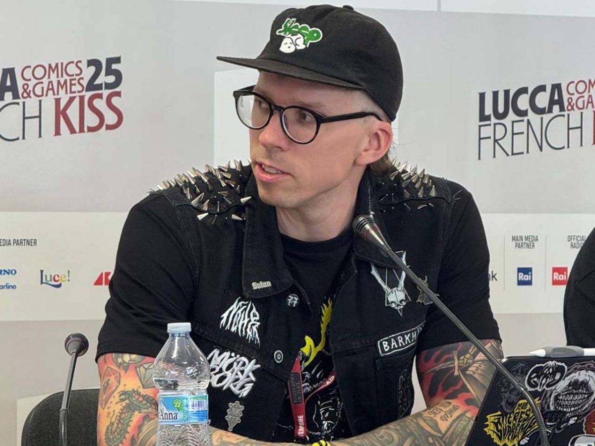 Primo piano di Johan Nohr durante un panel a lui dedicato al Lucca Comics & Games 2025