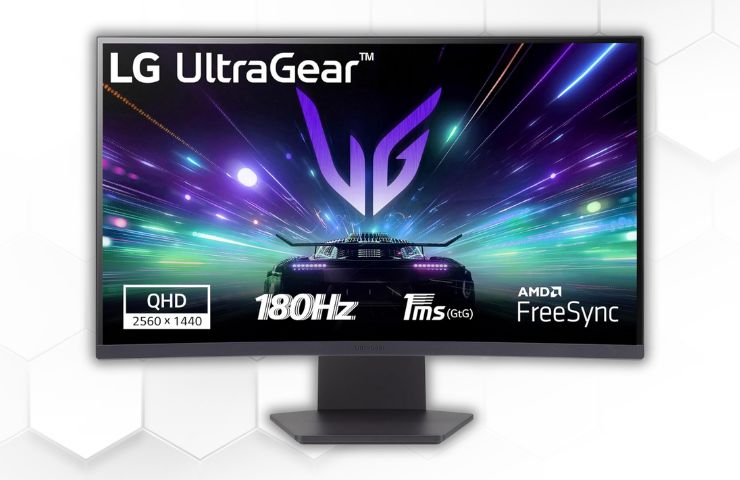 LG UltraGear 27" monitor su sfondo bianco