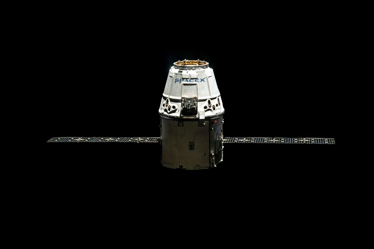 Un satellite nello spazio