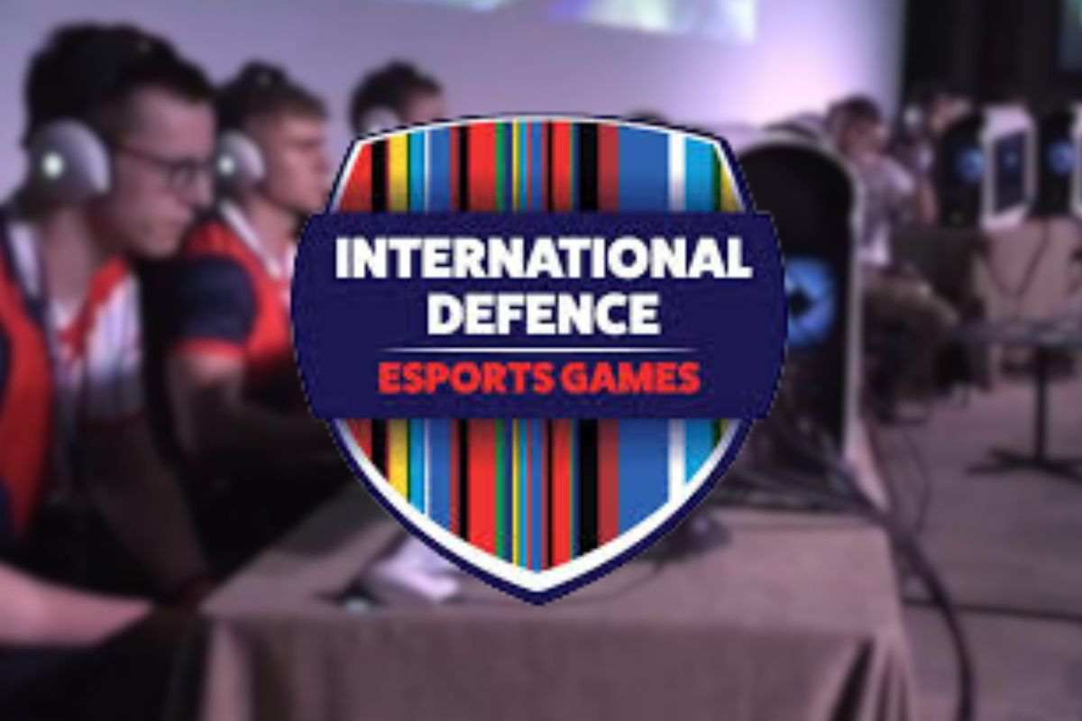 logo International Defense Esports Games, videogiocatori con computer