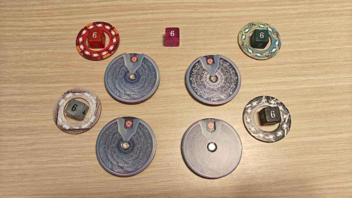 Dadi, segnapunti e altri materiali di Etherstone