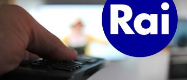 Logo RAI e telecomando