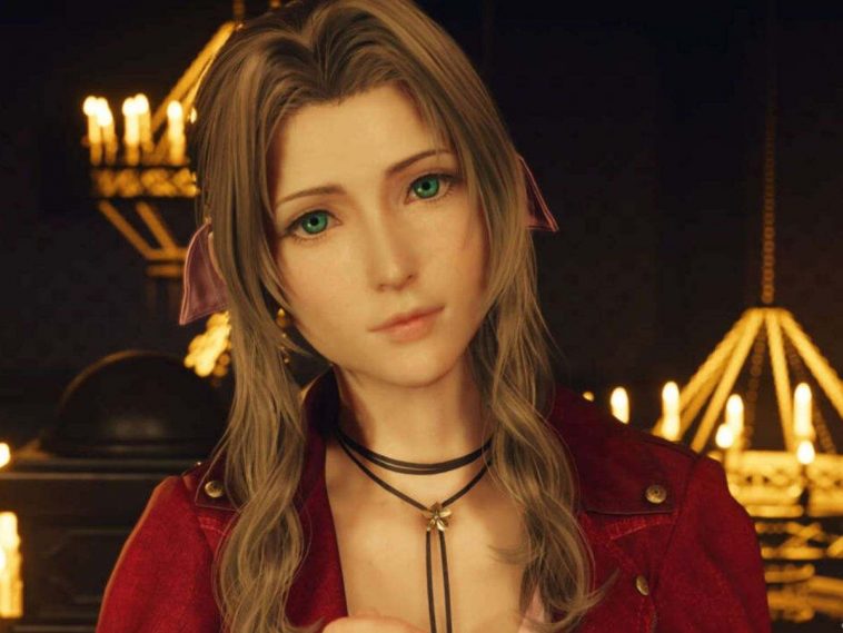 donna con capelli castani, occhi chiari, camicetta rossa