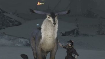 personaggio con coda che accarezza cervo gigante