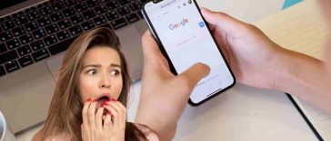 donna sconvolta google search