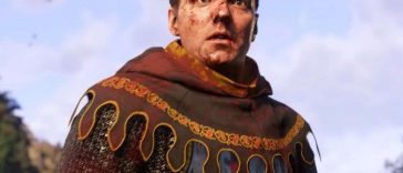 personaggio con blusa medievale, sangue in faccia