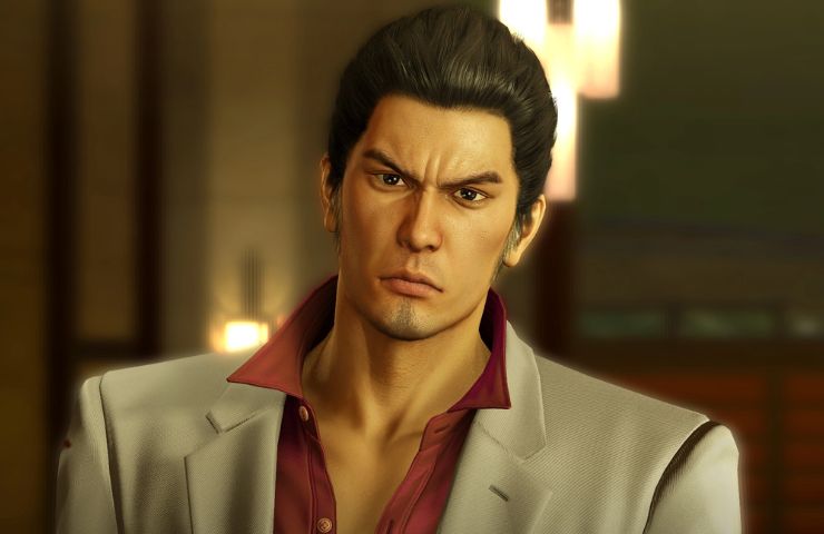 screenshot di like a dragon con primo piano di kazuma kiryu