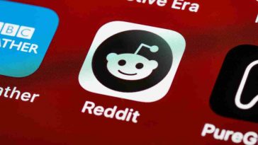 icona reddit su cellulare