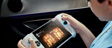 bambino gioca a hllow knight con ASUS ROG Xbox Ally