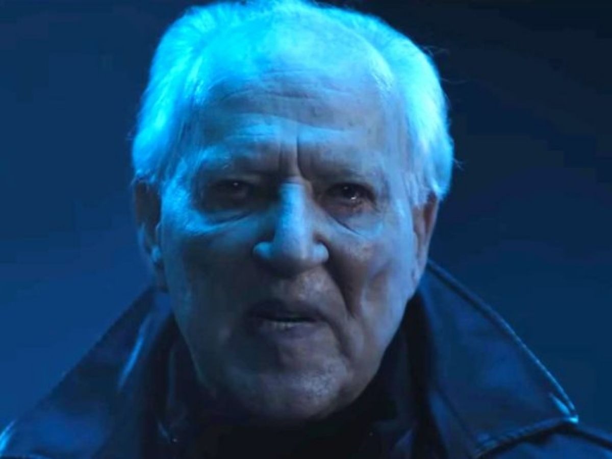 werner herzog uomo con capelli bianchi