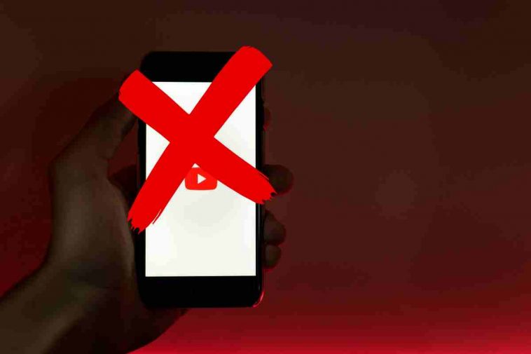 smartphone con youtube e x